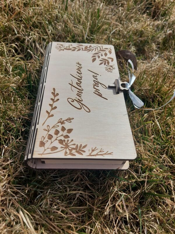 Medinis pinigų vokelis