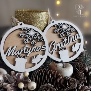 Kalėdiniai žaisliukai su vardu