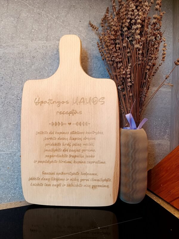 Graviruota pjaustymo lentelė mamai arba močiutei